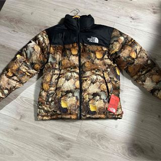 シュプリーム(Supreme)のSupreme The North Face Nuptse 枯葉　M(ダウンジャケット)