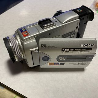 ソニー(SONY)のSONY miniDV handyman  DCR-TRV40 英語表記(ビデオカメラ)