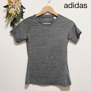 アディダス(adidas)のadidas Tシャツ(シャツ/ブラウス(長袖/七分))