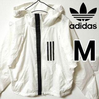 アディダス(adidas)のアディダス 白 SixTONES 松村北斗 ナイロンジャケット ブルゾン 女性M(ブルゾン)