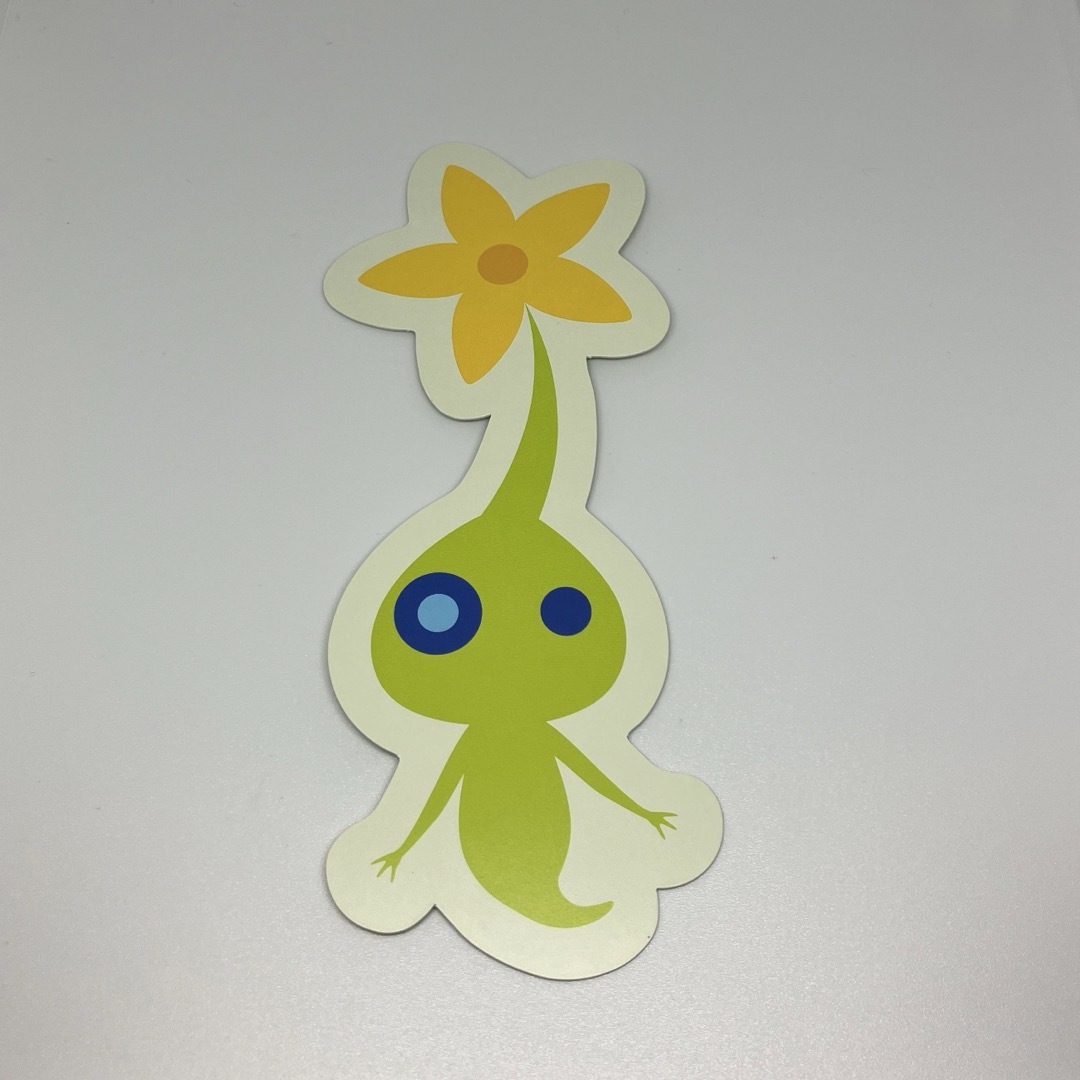 任天堂(ニンテンドウ)のヒカリピクミン しおり ピクミン4 エンタメ/ホビーのおもちゃ/ぬいぐるみ(キャラクターグッズ)の商品写真