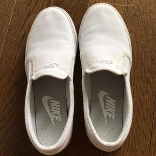 NIKE - NIKE レディーススリッポン　レディースシューズ　24.5cm