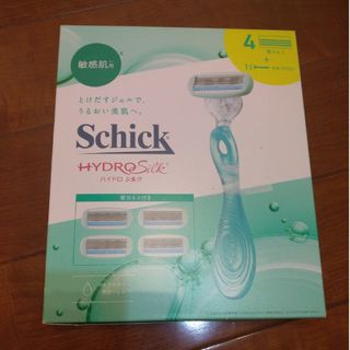 新品未使用★Schick敏感肌用 　コンボパック(ホルダー(刃付き)+替刃4コ)(シェービングフォーム)