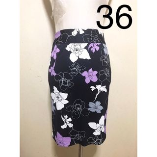 インディヴィ(INDIVI)の◆ 美品 ◆ INDIVI  総柄タイトスカート  ブラック 花柄  36（S）(ひざ丈スカート)