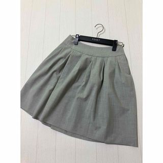 フォクシーニューヨーク(FOXEY NEW YORK)の美品　foxey new york スカート　フォクシー　グレー(ひざ丈スカート)