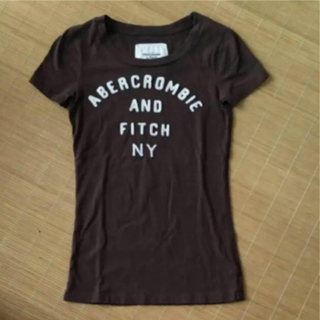 Abercrombie&Fitch - ★美品★アバクロ Tシャツ