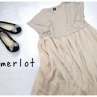 merlot - 【merlot】🤍🤎ワンピース ノースリーブ Vネック ベージュふんわり柔らか❕