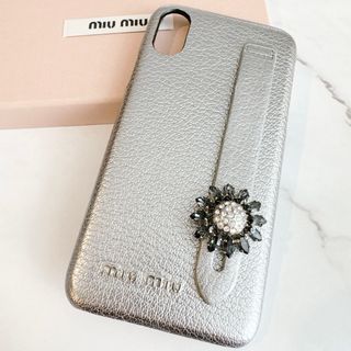 ミュウミュウ(miumiu)のロゴが目立つ！◆MIUMIU◆ミュウミュウ ストラップ付き スマホカバー(iPhoneケース)