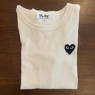 コムデギャルソン(COMME des GARCONS)のPLAY COMME DES GARÇONS ハートロゴ　ロングTシャツ(Tシャツ(長袖/七分))