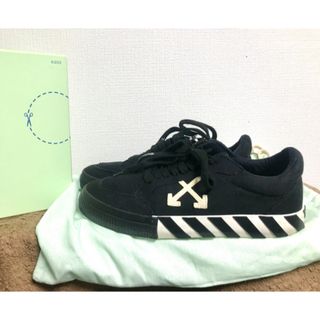 Off-White オフホワイト バルカナイズ　ローカット ブラック スニーカー