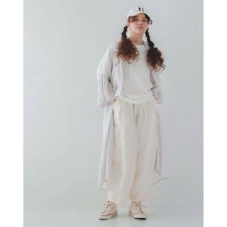 ネストローブ(nest Robe)のネストローブ♡ コットンリネンコクーンカーゴパンツ(カジュアルパンツ)