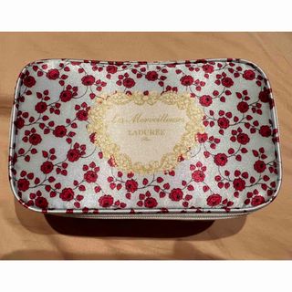 ラデュレポーチ新品