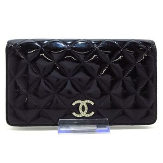 シャネル(CHANEL)のCHANEL(シャネル) 長財布 マトラッセ 黒 エナメル（レザー）(財布)