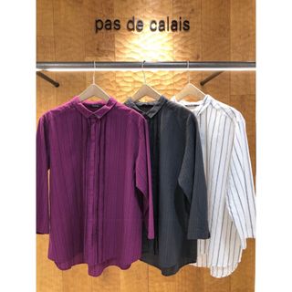 パドカレ(pas de calais)の新品 pas de calais パドカレ / 綿ドビーストライプ ブラウス(シャツ/ブラウス(長袖/七分))