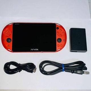 【201】 PS Vita Wi-Fiモデル メタリックレッド(携帯用ゲーム機本体)