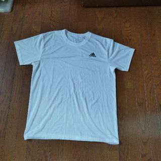 アディダス(adidas)のadidasTシャツサイズL(Tシャツ/カットソー(半袖/袖なし))