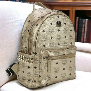 エムシーエム(MCM)のエム・シー・エム MCM リュック メンズ MMK8AVE43 T1001 サイドスタッズ バックパック(バッグパック/リュック)