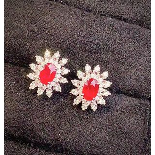 ⭐天然 ルビー ダイヤモンド ピアス k18WG 0.78ct(ピアス(両耳用))