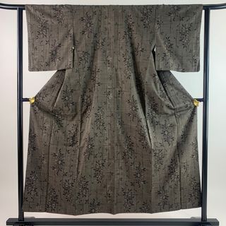 大島紬 身丈153.5cm 裄丈62cm 正絹 美品 名品 【中古】(着物)