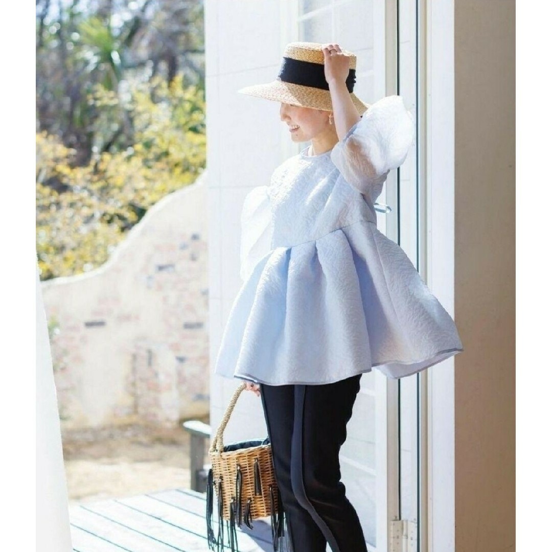 ブルレア BLUELEA Silky Jacquard Blouse ブルレア BLUELEA Silky Jacquard Blouse