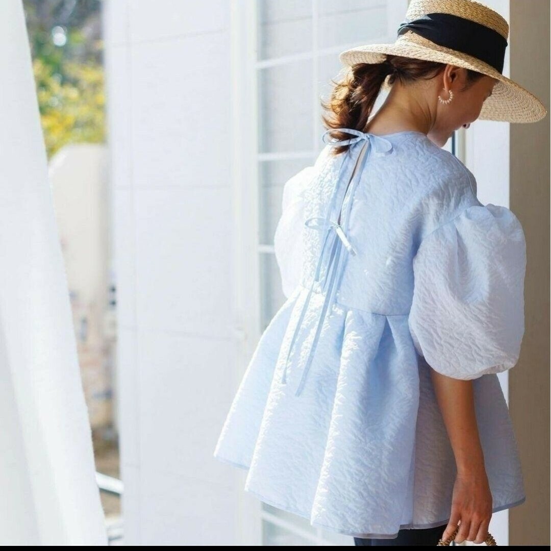 ブルレア BLUELEA Silky Jacquard Blouse ブルレア BLUELEA Silky Jacquard Blouse
