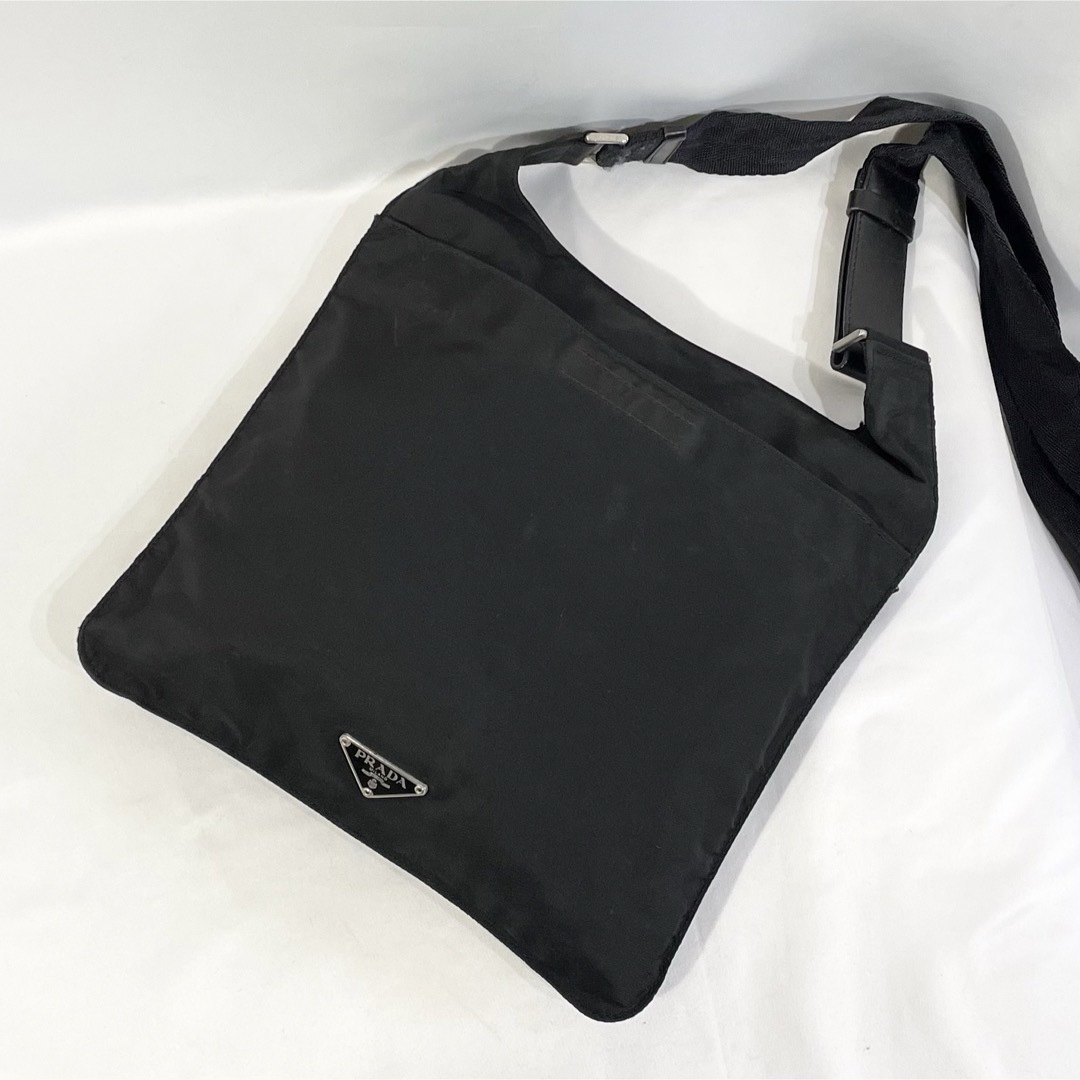 正規品 PRADA プラダ ナイロン ショルダーバッグ 三角ロゴ 正規品 PRADA プラダ ナイロン ショルダーバッグ 三角ロゴ