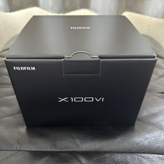 富士フイルム - 新品未使用 FUJIFILM X100VI ブラック フジフィルム カメラ 黒