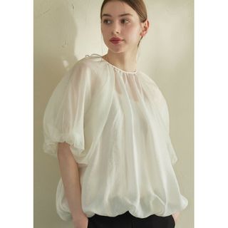 STINA candy puff blouse / white キャンディーパフ(シャツ/ブラウス(半袖/袖なし))