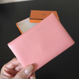 エルメス HERMES ガルヴィ ピンク 名刺入れ 百貨店購入です もらわ エルメス HERMES ガルヴィ ピンク 名刺入れ 百貨店購入です もらわ