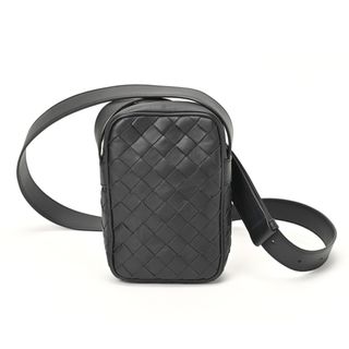 ボッテガヴェネタ(Bottega Veneta)のボッテガヴェネタ / BOTTEGA VENETA　カセット ミニ クロスボディバッグ　743214　ブラック　【中古】 商品番号 E-155645(ショルダーバッグ)