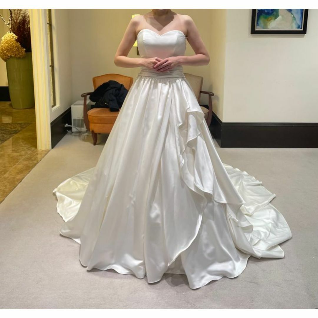 フランス風 ウェディングドレス ラッフルフリル ベアトップ トレーン 結婚式
