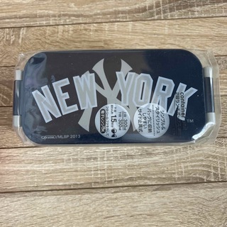 メジャーリーグベースボール(MLB)の新品●ニューヨークヤンキース 2段ランチボックス　箸付(弁当用品)