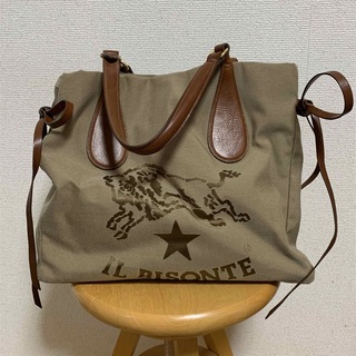 イルビゾンテ(IL BISONTE)の【送料無料】IL BISONTE  ビッグロゴ　キャンバストートバッグ(ショルダーバッグ)