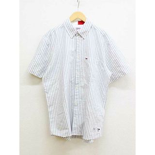 トミージーンズ(TOMMY JEANS)の【夏物 新入荷】★TOMMY JEANS/トミージーンズ★半袖ストライプシャツ/おしゃれ/シンプル/カジュアル/羽織/シャツ/半袖 ライトグレー×ホワイト/薄灰色×白 メンズ M【中古】夏 125042(シャツ)