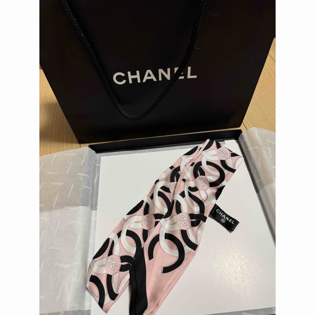 CHANEL(シャネル)のシャネル　スカーフ レディースのファッション小物(バンダナ/スカーフ)の商品写真