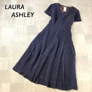 ローラアシュレイ(LAURA ASHLEY)の滑らかなシルク100％ LAURA ASHLEY シルク ロング ワンピース(ロングワンピース/マキシワンピース)