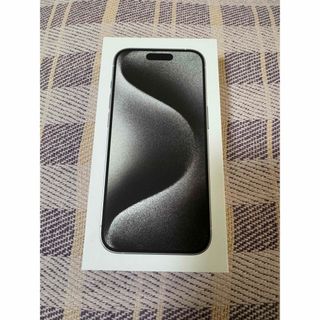 アップル(Apple)のiPhone15pro 256GB ホワイトチタニウム 新品未開封品(スマートフォン本体)