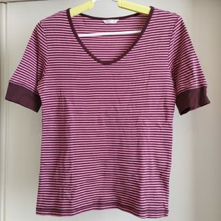 ユニクロ(UNIQLO)のTシャツ 　カットソー　半袖　ユニクロ　ボーダー(Tシャツ(半袖/袖なし))