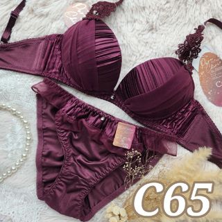 №760【C65】フリルマットサテンプリーツブラジャー&フルバックショーツ(ブラ&ショーツセット)