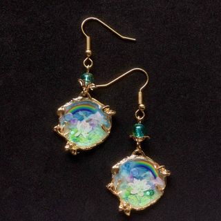 和風　蓮の花と虹　ツル付きサークル　ピアス(ピアス)