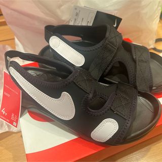 ナイキ(NIKE)のナイキ サンレイアジャスト6キッズ(サンダル)