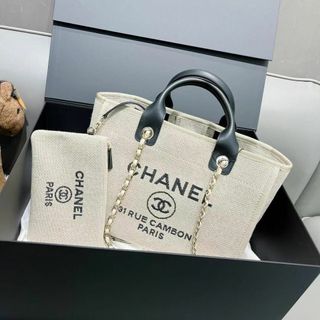 シャネル(CHANEL)の極美品♡CHANEL シャネル ♡ハンドバッグ♡トートバッグ可愛い(ロングワンピース/マキシワンピース)