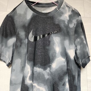 ナイキ(NIKE)のNIKE　DRI-FIT　Tシャツ　　M(Tシャツ/カットソー(半袖/袖なし))