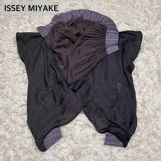 ISSEY MIYAKE - 希少レア✨ イッセイミヤケ 変形アシンメトリーカーディガン プリーツ 切り替え