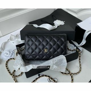 シャネル(CHANEL)の可愛い♡シャネルCHANEL ♡チェーンショルダーバッグ ♡(ロングワンピース/マキシワンピース)