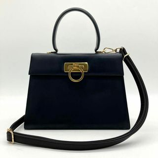 サルヴァトーレフェラガモ(Salvatore Ferragamo)の【Salvatore Ferragamo】2wayバッグ　ガンチーニ金具　黒色(ハンドバッグ)