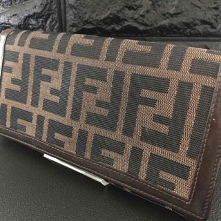 フェンディ(FENDI)のフェンディ ❣️長財布　ズッカ柄　FF ロゴ　ウォレット　FENDI(財布)