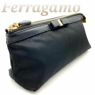 Ferragamo - フェラガモ ポーチ マルチケース セカンドバッグ ナイロン ブラック 60520