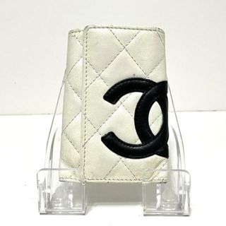 シャネル(CHANEL)のCHANEL(シャネル) キーケース カンボンライン 白×黒 6連フック レザー(キーケース)