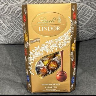 リンツ(Lindt)のリンツ　ゴールド　チョコレート　アソート　リンドール　食品　菓子　デザート　新品(菓子/デザート)